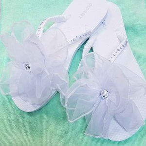 White Floral Flip Flops for Women-Size 7-Hand Crafted-NEW